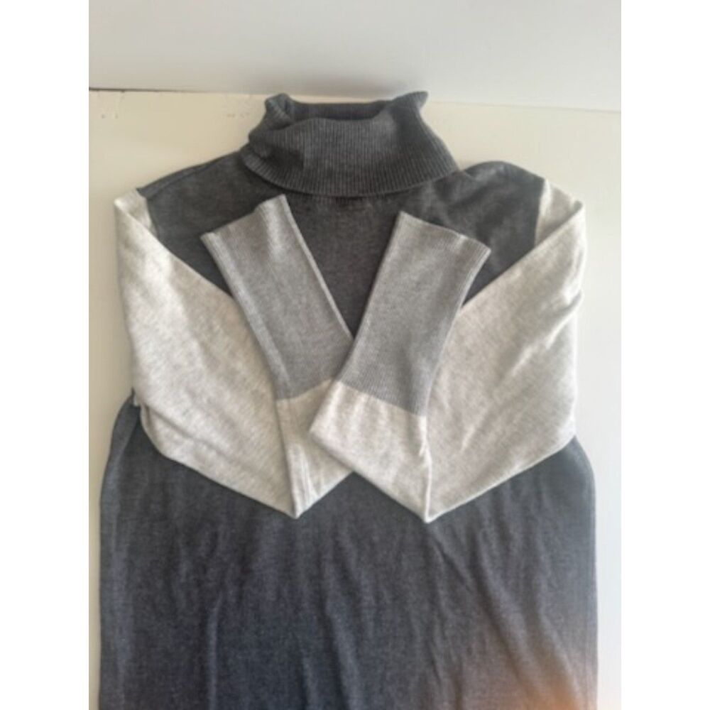 Apt. 9 Women's XL Gray Colorblock Turtleneck Sweater